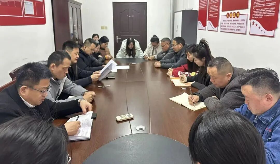 【贯彻落实】恒屹工贸公司深入学习贯彻集团落实“五抓五树 ”动员大会暨六届三次“双代会”精神